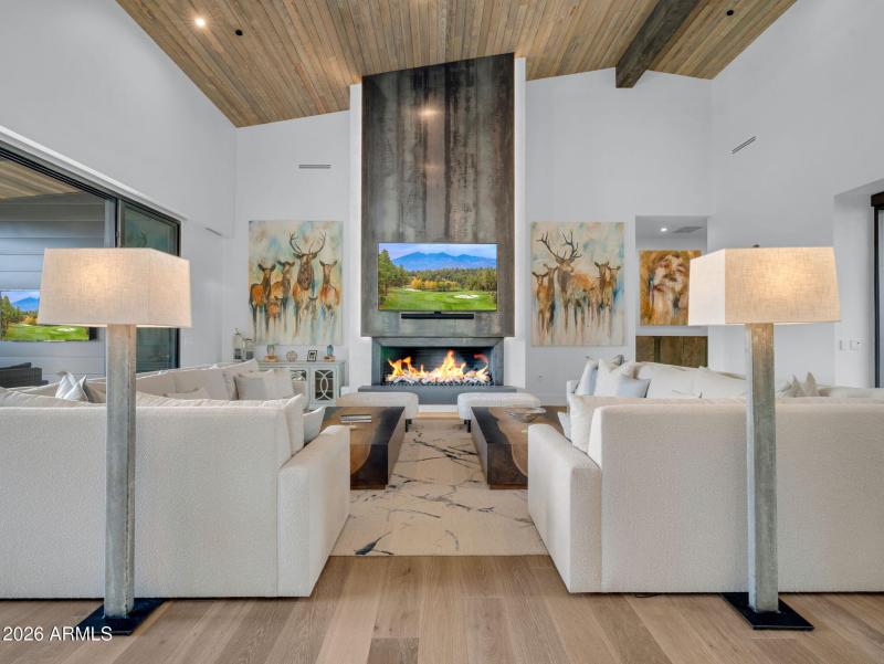 9-web-or-mls-TimberCreekImagery-9