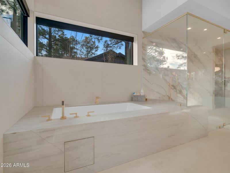 36-web-or-mls-TimberCreekImagery-36