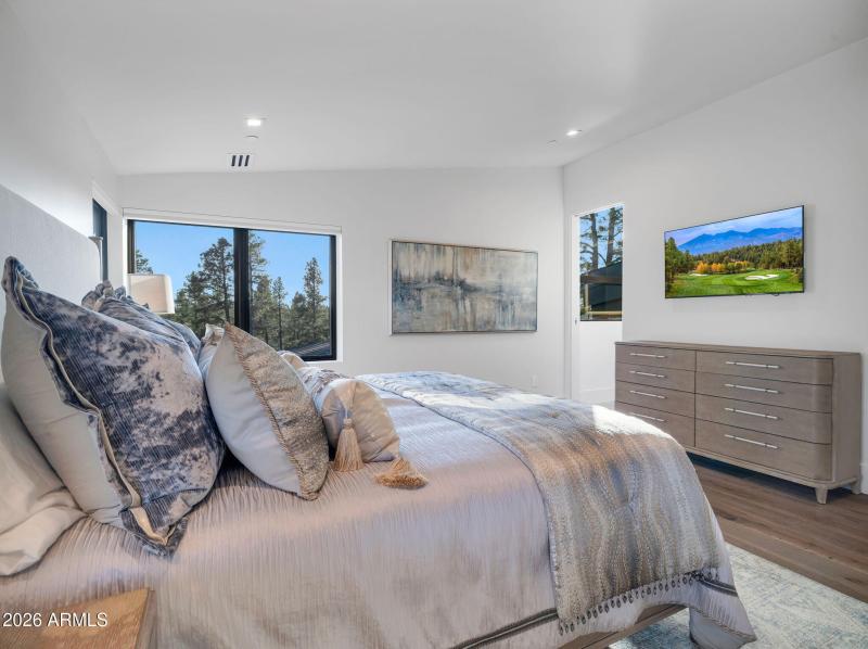 57-web-or-mls-TimberCreekImagery-57