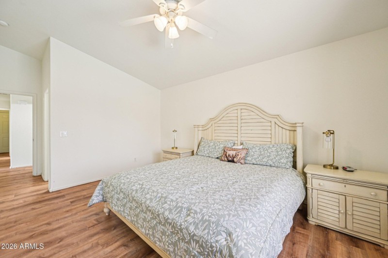 20-web-or-mls-N 107th Dr-S0402-020