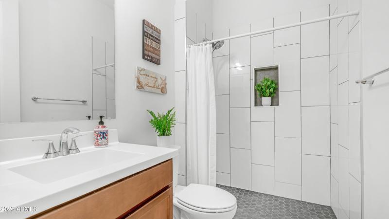 8022 W Northview Ave (2)