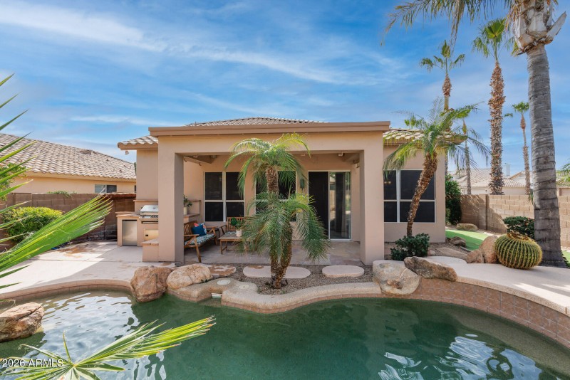 W Los Gatos Dr (7452)-32