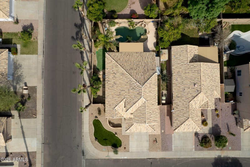 W Los Gatos Dr (7452)-42