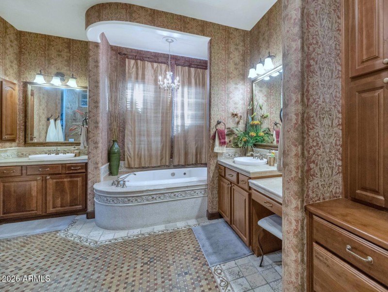 9463 E Sonoran Sunset Pass