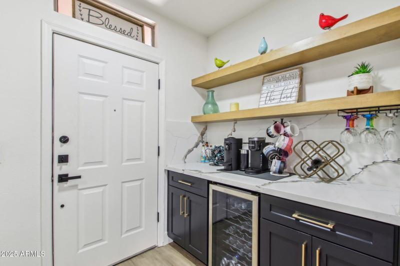 17-web-or-mls-N 76th St 2263-017