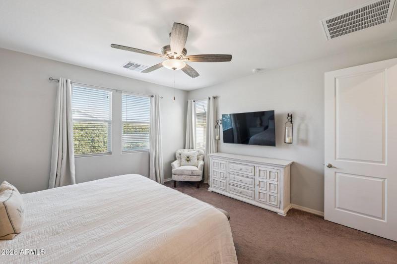 18-web-or-mls-2820-w-havasu-dr