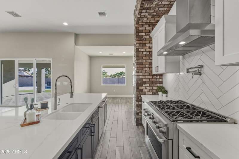 Kitchen to Dining Nook