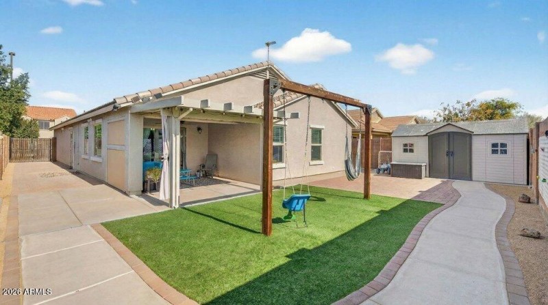 031_34-web-or-mls-49-e_saddlebrook_rd_71