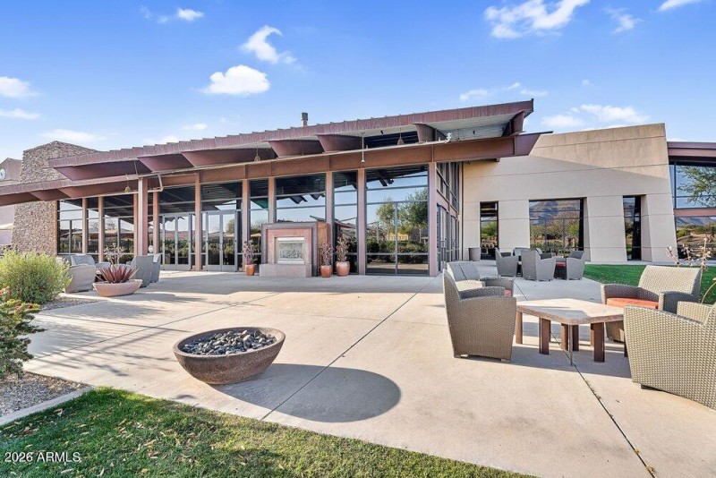 038_60-web-or-mls-adora_trails-002_658