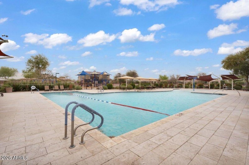 041_63-web-or-mls-adora_trails-005_636