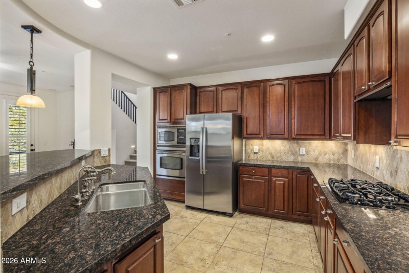 8-web-or-mls-D46A3859