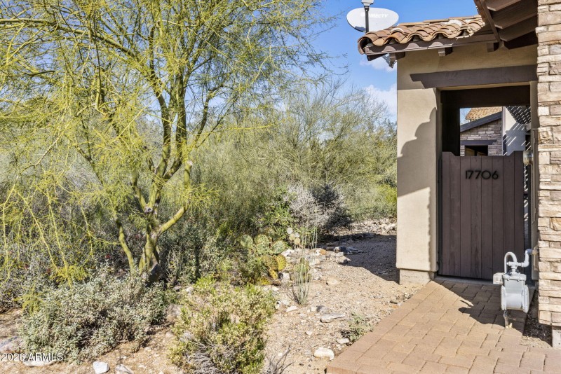 21-web-or-mls-D46A3934