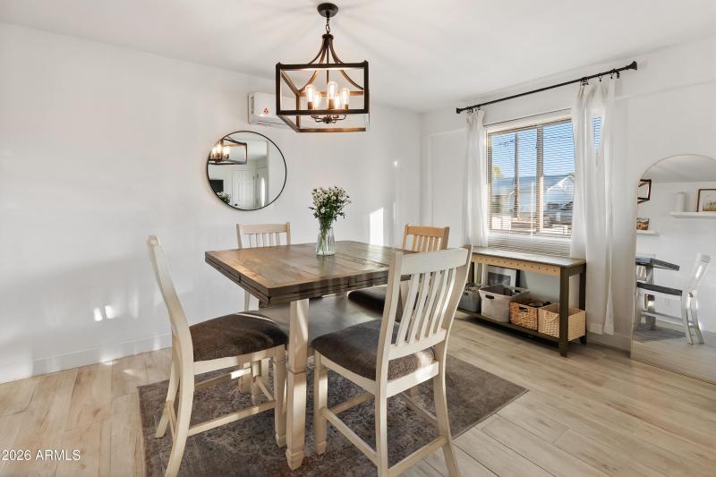 3628 E Hearn Rd-dining