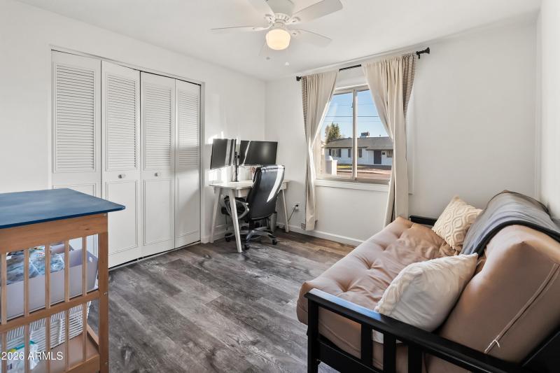 3628 E Hearn Rd-bed 3