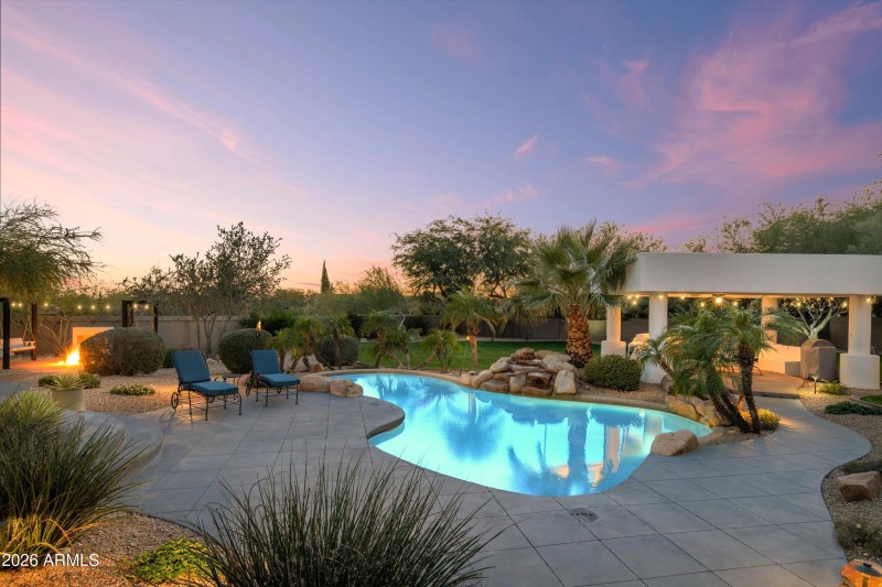 003-Backyard Twilight View