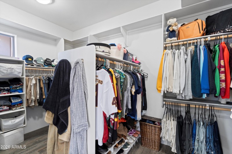 051-Large Primary Closet