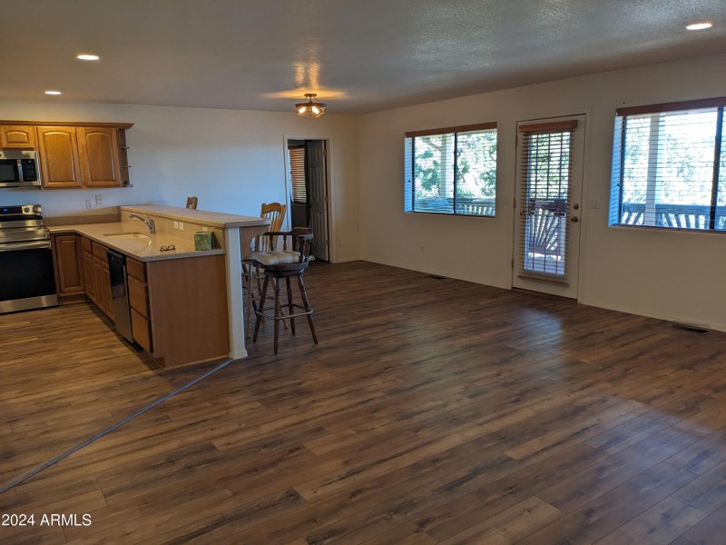 PXL_20240204_212442543 (2)