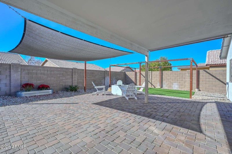 27-Covered Patio-Backyard