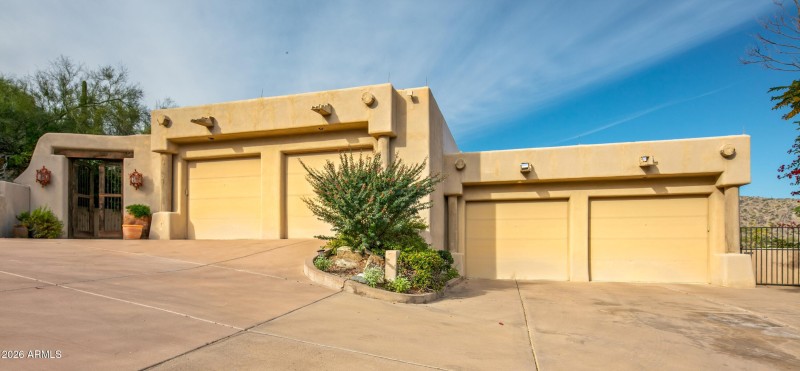 009_Upper 4 Car Garages