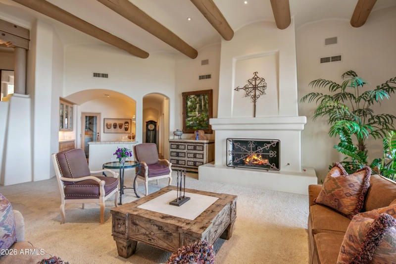 016_Great Room Warmth