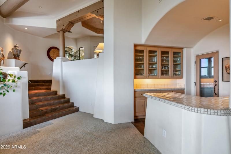 019_Foyer to the Bar