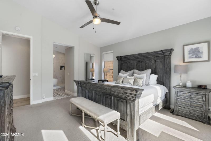 24-web-or-mls-DSC05641 copy (1)