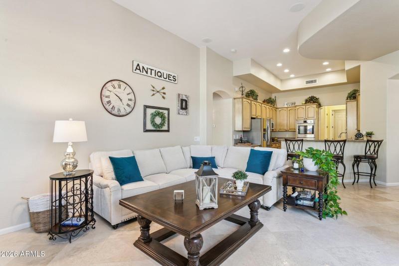 11-web-or-mls-4806-e-estevan-rd