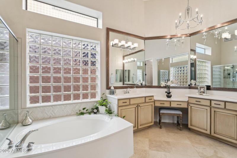 22-web-or-mls-4806-e-estevan-rd