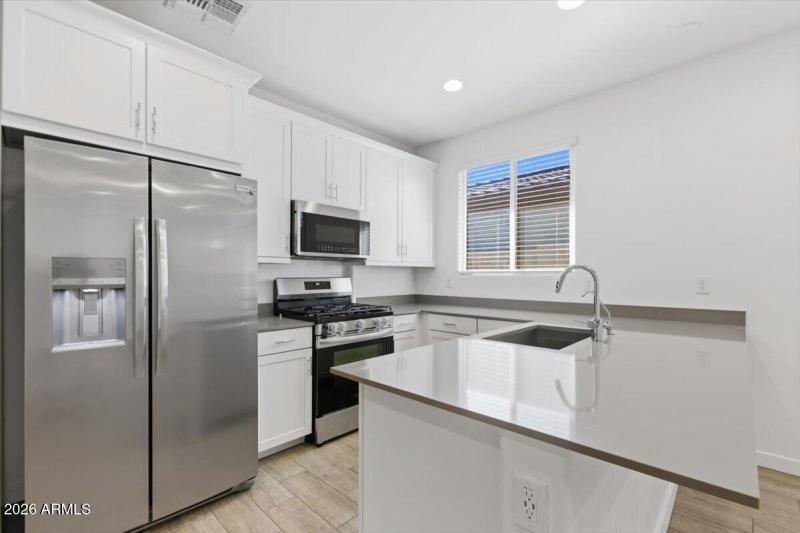 31-4326 Enmark Dr NextGen Suite