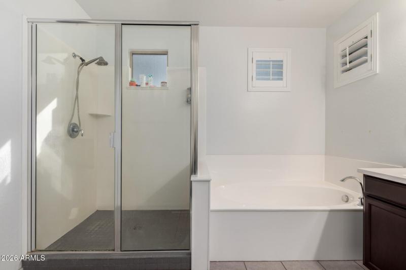 Primary Bathroom Shower/Soaking Tub