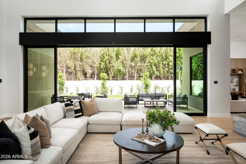 18-6535 N 40th Place-103