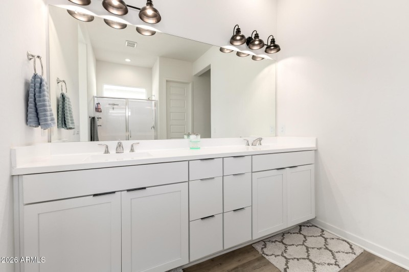 Quartz Bath Counters