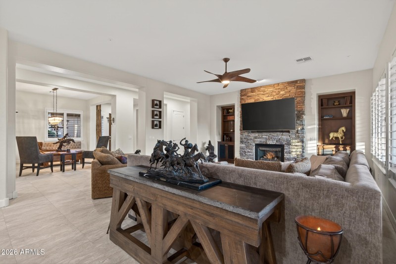 6) GREAT ROOM