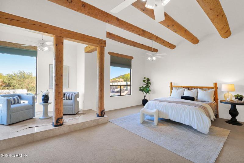 primary ceiling detail