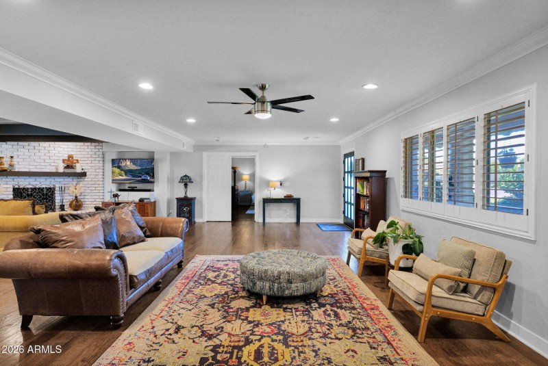 14-web-or-mls-P1482215