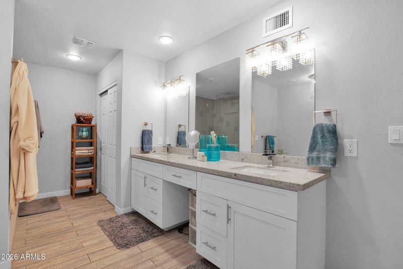 10-web-or-mls-P1482209