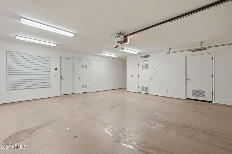 029_Garage Storage