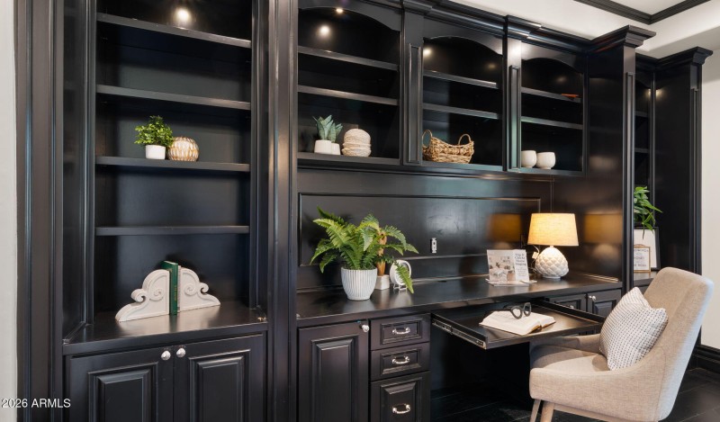 26-web-or-mls-Office1