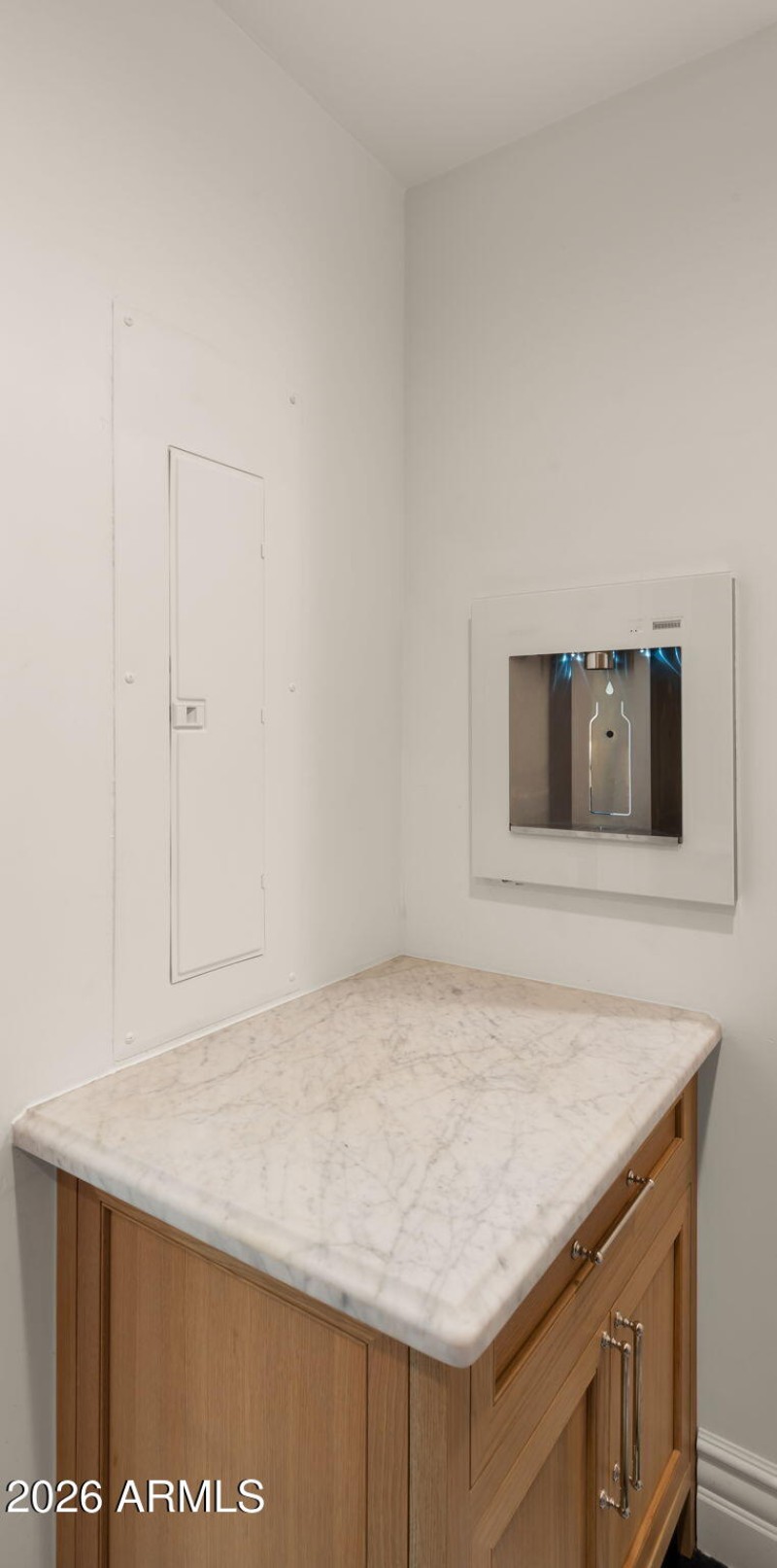 45-web-or-mls-Pantry1