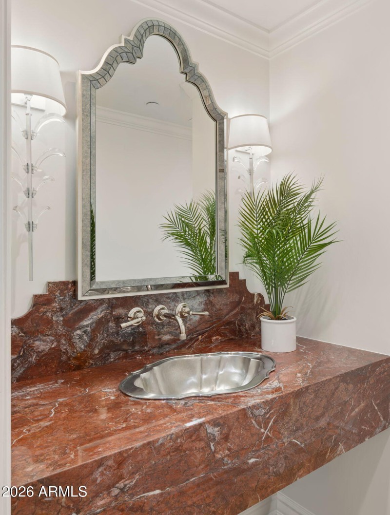 52-web-or-mls-Powder Room