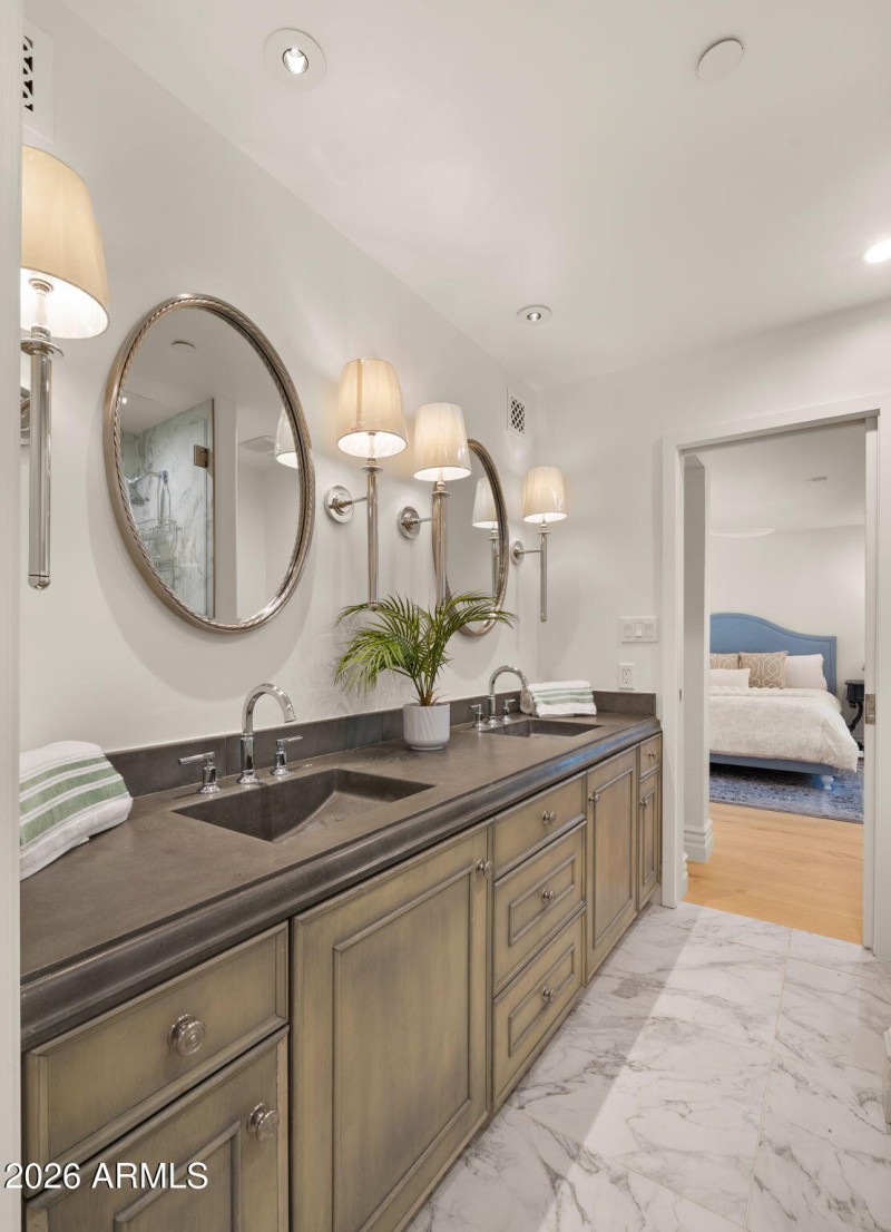 55-web-or-mls-Jack and Jill Bedroom3