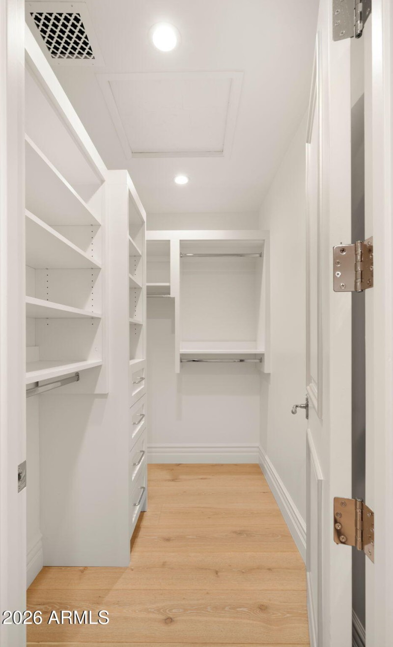 60-web-or-mls-Secondary Bedroom2