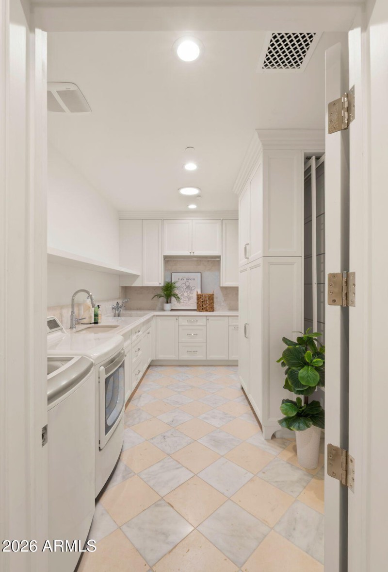 73-web-or-mls-Laundry Room2