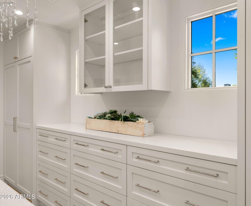 98-web-or-mls-Primary Bedroom15