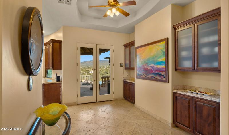 27-web-or-mls-Kitchen9