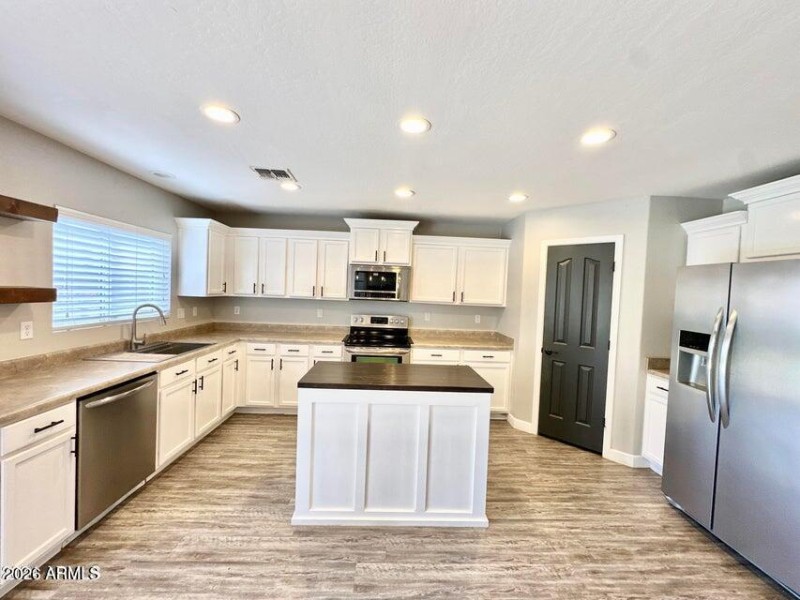 20241011224434325505000000-o