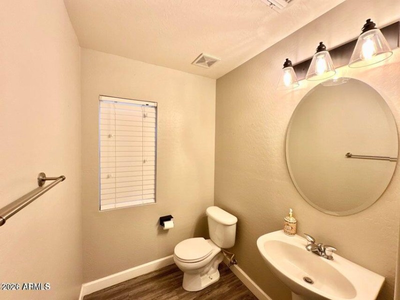 20241011224453370947000000-o