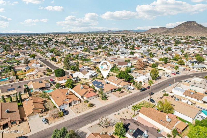 44-web-or-mls-N 45th Ave-S0302-039