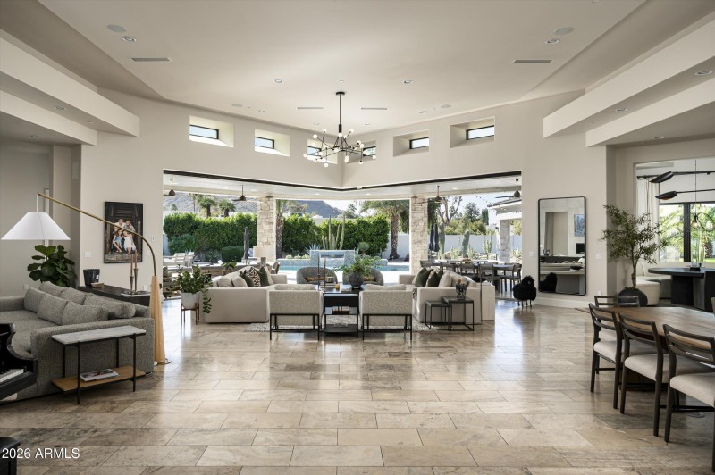 Beautiful open concept design