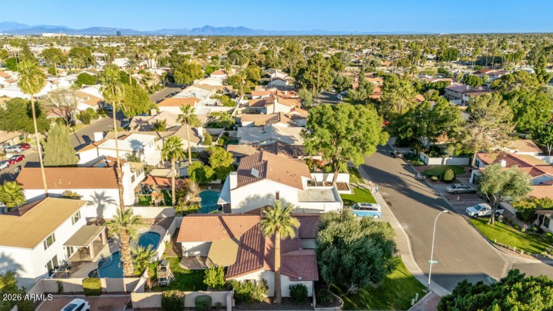 1263D240-815E-4E08-A211-A117BC6CA272_1_1